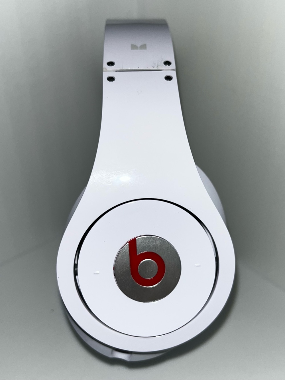 Beats by Dr. Dre Wired (Straight Jack) Headphones - White & Red W/ Case